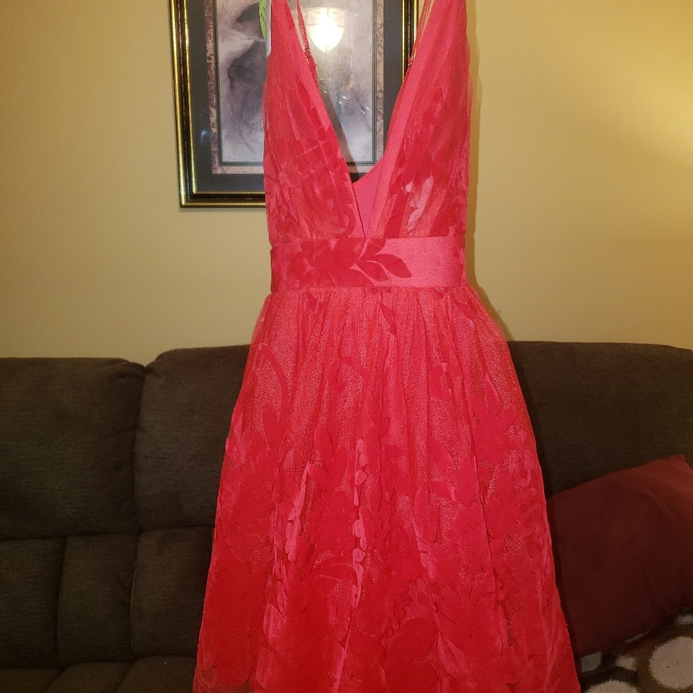 Dress - Picture 2 of 4